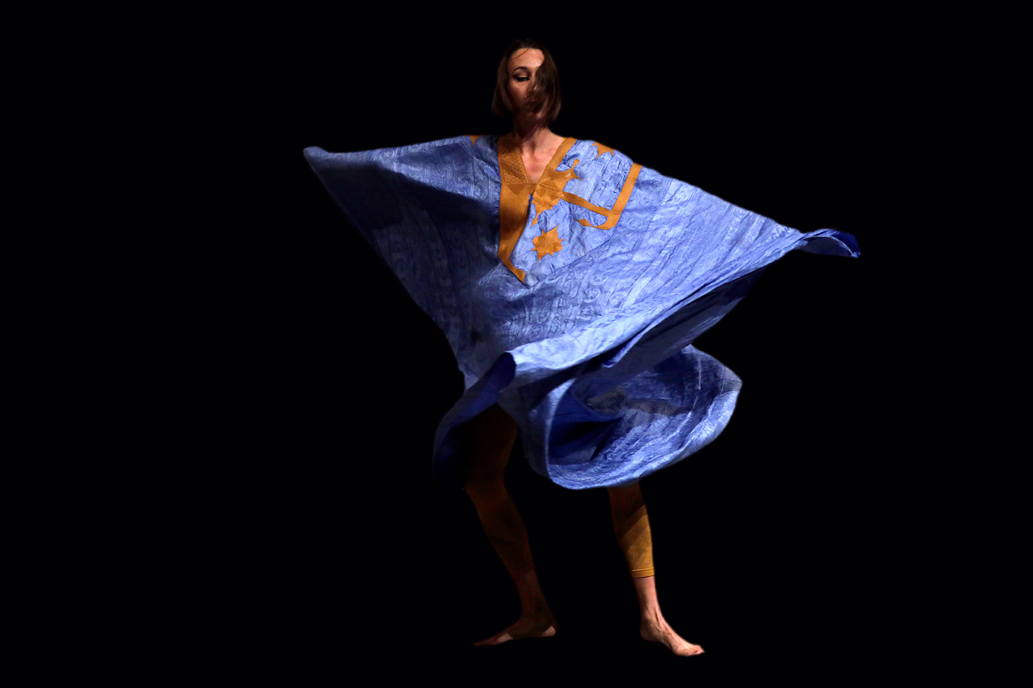 Lea Dasenka, danseuse et performeuse, lors des soirées Frasq au Générateur à Gentilly en 2023
