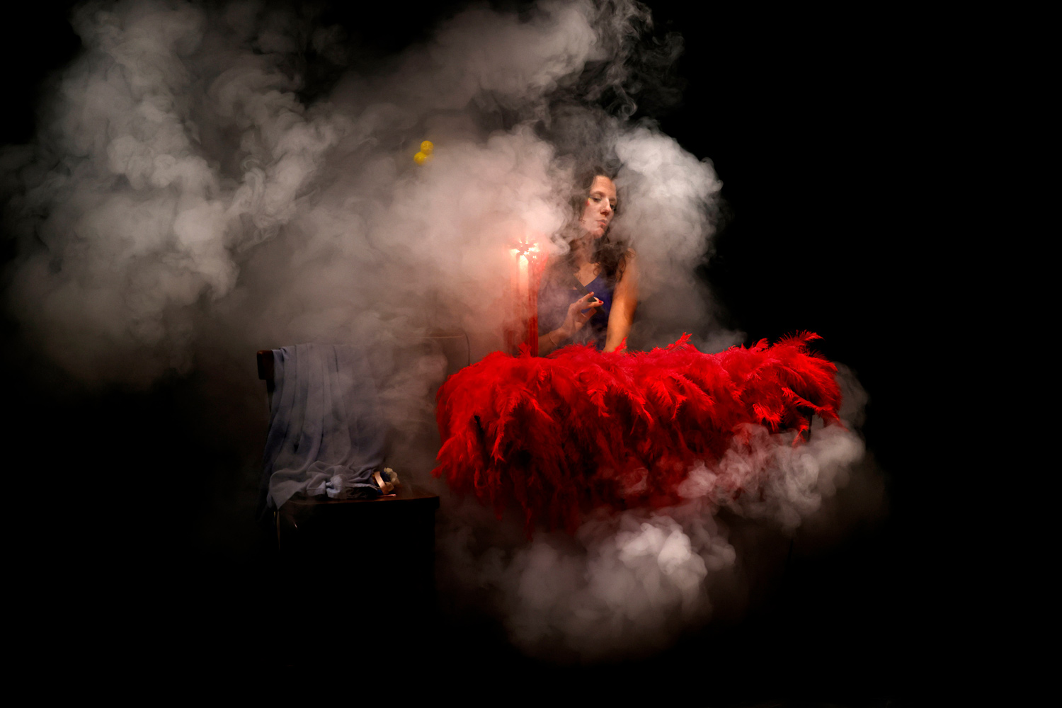 La chanteuse Leïla Martial lors du spectacle « JUBILÄ » au Théâtre Silvia Monfort à Paris en 2025