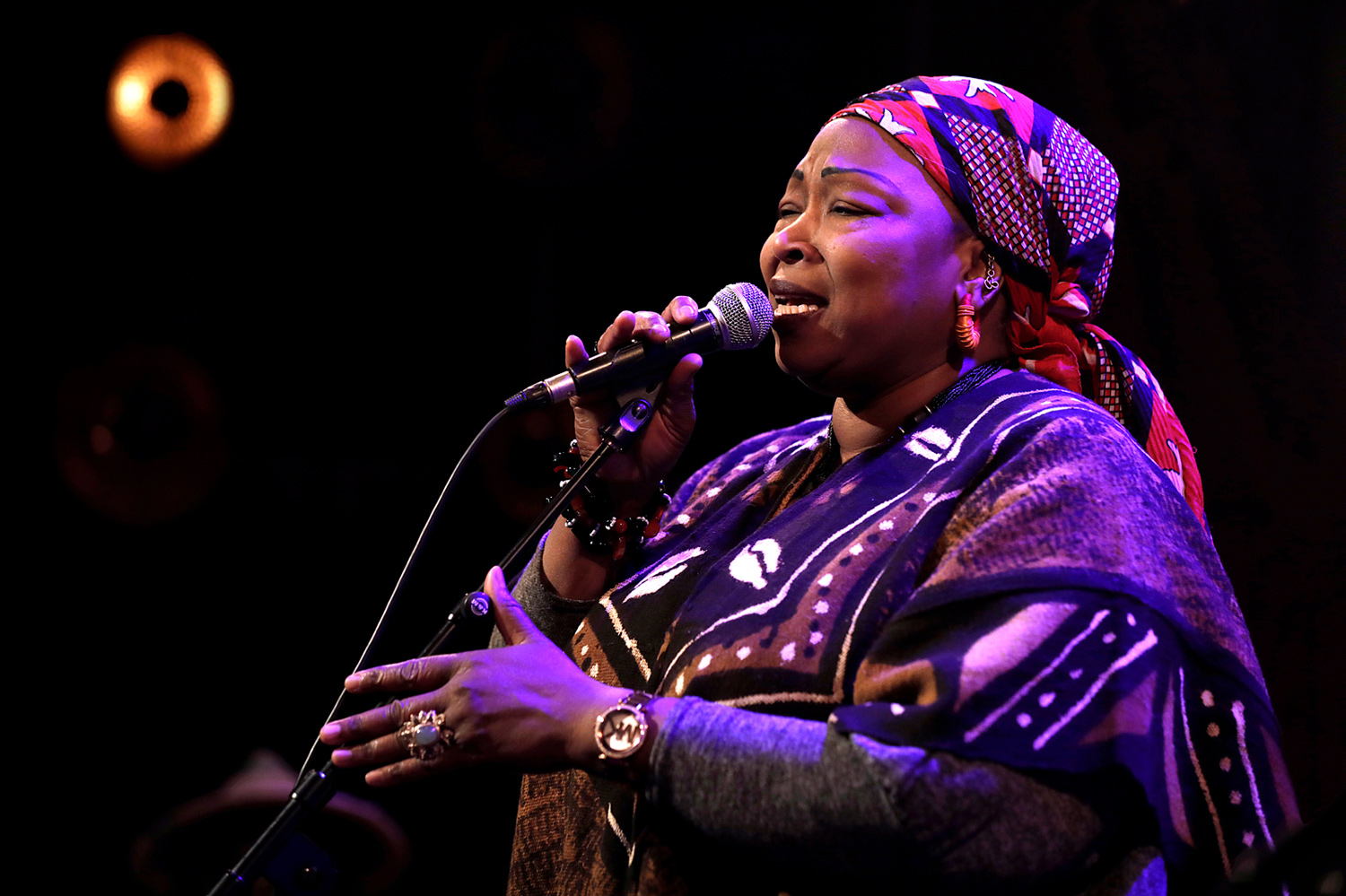 Mah Damba, grande voix de la musique mandingue, en concert au Studio de l’Ermitage à Paris en 2023