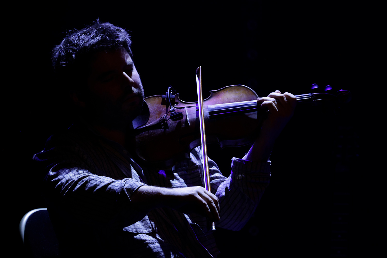 Mathias Lévy, violoniste, lors du concert de sortie de l’album « Chant Song » au Studio de l’Ermitage à Paris en 2025